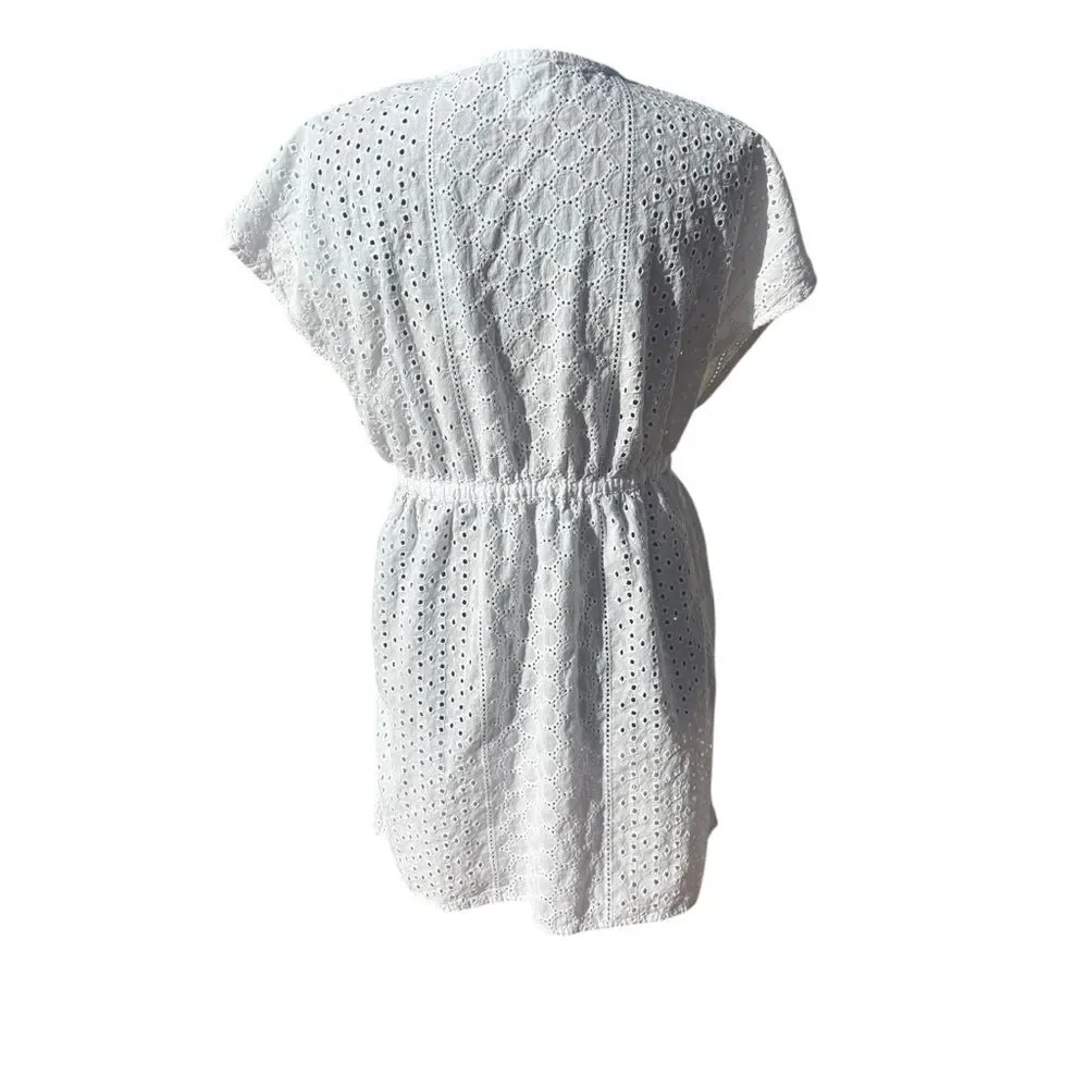 Kona Sol White Eyelet Swim Cover-Up. Size S/M